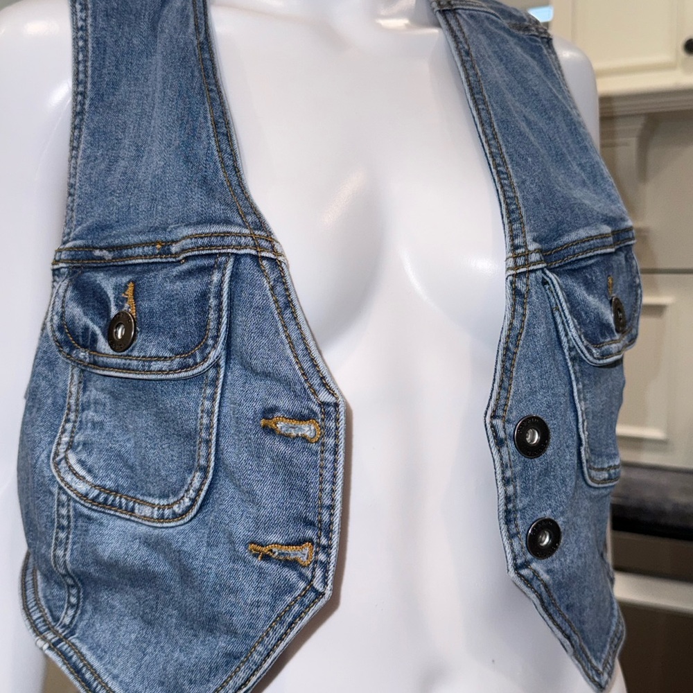 Torrid Blue Denim Vest with Button Accents 00 - Picture 6 of 7